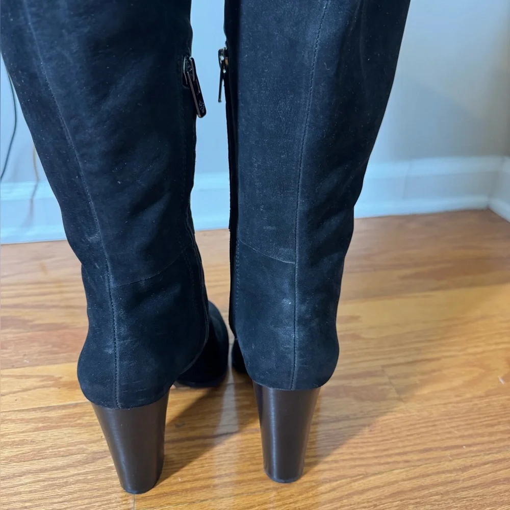 Elegant Black Knee-High Women's Boots - Picture 8 of 11